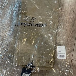 NWT - Vineyard Vines Boys Khaki Size 16
